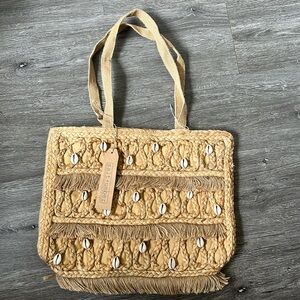 Isla Jute Seashell Tote